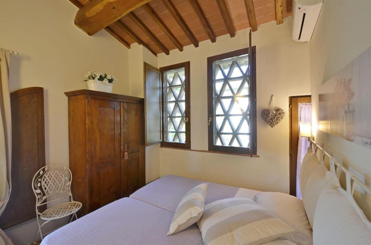 La Capannina Villa Le Grazie  Bagian luar foto